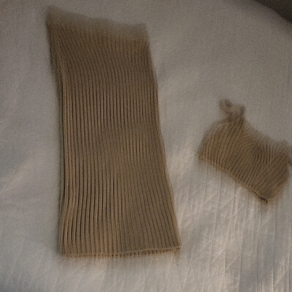 ASOS Beige Ribbed Knit Set - Picture 4 of 5